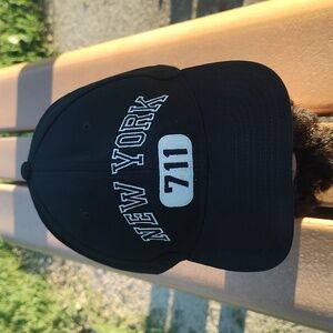 Polo Ralph Lauren Men’s NEW YORK 711 Fitted Baseball Hat  Cap Black, Size L